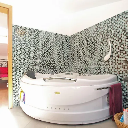 House Kada 1572 * 풀라