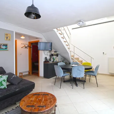 House Kada 1572 * Pula