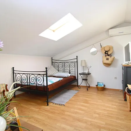 House Kada 1572 Holiday home